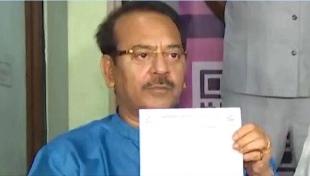 Arup Biswas Resigned : मेसी शो बना सियासी तूफान! फैंस के हंगामे ने ली कुर्सी… बंगाल के खेल मंत्री अरूप बिस्वास का इस्तीफा