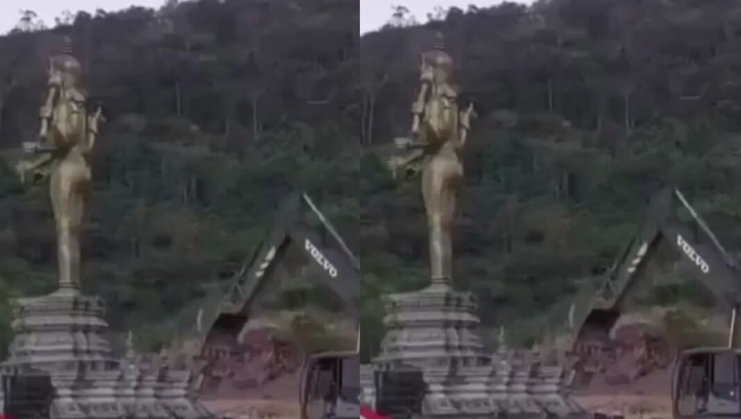 Big News : थाईलैंड ने तोड़ी 30 फीट ऊंची भगवान विष्णु की मूर्ति, कंबोडिया में उबाल, भारत ने जताई चिंता