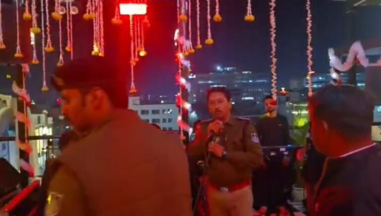 M.P News : इंदौर के ओपन पब में तेज म्यूजिक पर पुलिस का एक्शन, पब और रेस्टोरेंट सील