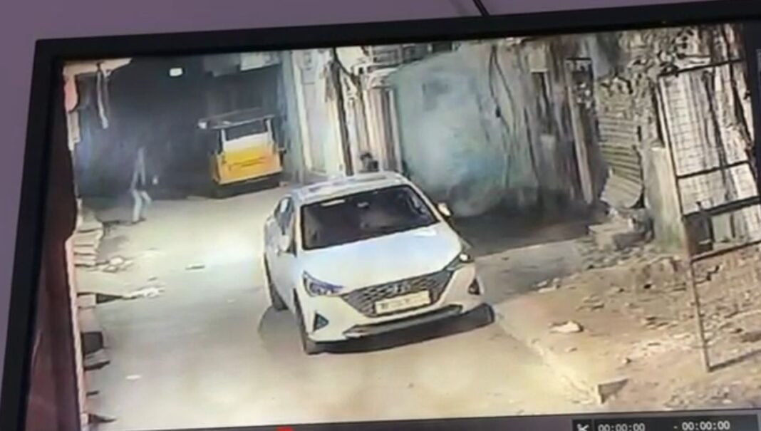 M.P Crime : जबलपुर के पनागर ज्वेलरी लूटकांड का CCTV फुटेज आया सामने, नकाबपोश बदमाशों ने की फायरिंग