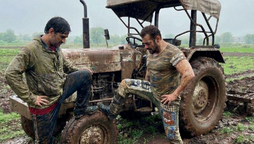 Salman Khan And MS Dhoni : सलमान-धोनी की जोड़ी ने जीता दिल! भाईजान के फार्महाउस पर ‘कैप्टन कूल’ की एंट्री