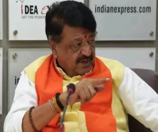 Indore News : गंदा पानी पीने से मौतों पर सवाल पूछे जाने पर भड़क उठे कैलाश विजयवर्गीय, पत्रकार से कही आपत्तिजनक बात; वीडियो वायरल