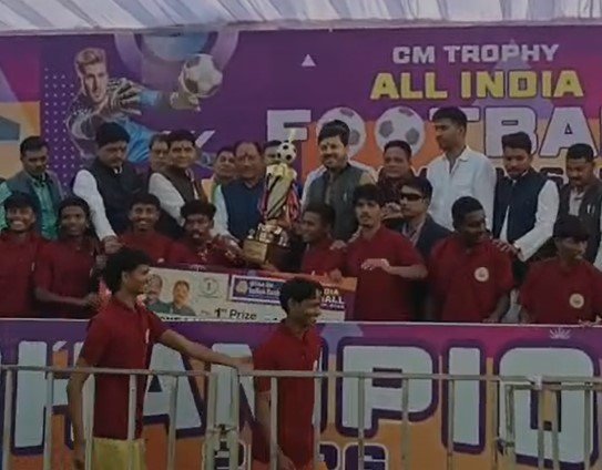CG NEWS : सीएम ट्रॉफी ऑल इंडिया फुटबॉल चैंपियनशिप का भव्य समापन, छत्तीसगढ़ की टीम बनी चैंपियन
