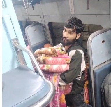 Singrauli News : जबलपुर–सिंगरौली ट्रेनों में यात्रियों की सुरक्षा पर सवाल..ट्रेन में सफर करने वाले यात्रियों को मिल रही गालियां..