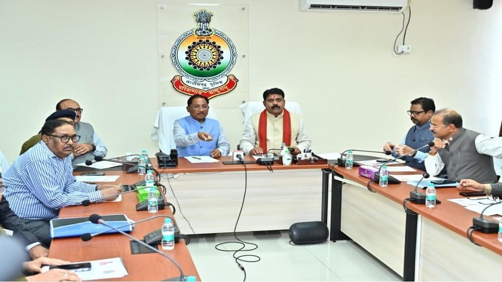 CG News : मुख्यमंत्री विष्णु देव साय ने 255 करोड़ के पुलिस भवनों और 8 नए साइबर थानों का किया लोकार्पण, बोले– अब और मजबूत होगी कानून व्यवस्था