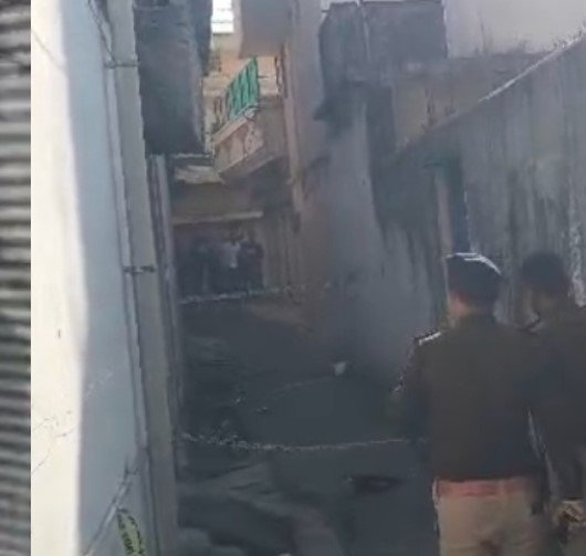 Raipur Crime News: तेलीबांधा में चाकूबाजी, युवक की मौत, एक गंभीर