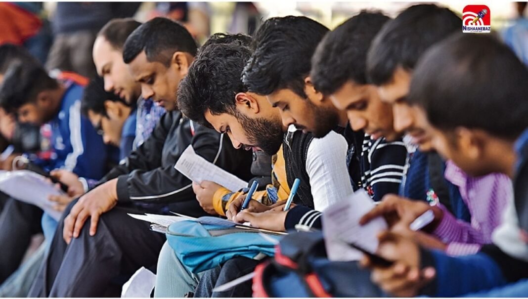 इंडिया पोस्ट GDS भर्ती सहित लैब असिस्टेंट और JE- AAO में भी बंपर वैकेंसी, यहां जानें देश में कहाँ-कहाँ मिलेगी सरकारी नौकरी