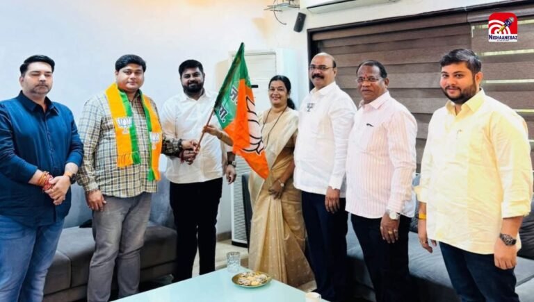 अंबरनाथ Congress मुक्त ! कांग्रेस के 12 पार्षद भाजपा में शामिल, ठाणे की राजनीति में उलटफेर