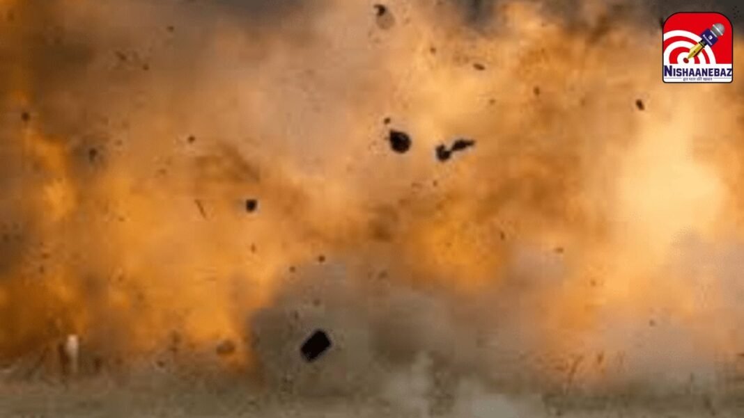 Naxalism Chhattisgarh : बीजापुर में नक्सलियों की कायराना करतूत: प्रेशर IED की चपेट में आया ग्रामीण, विस्फोट में उड़ा पैर