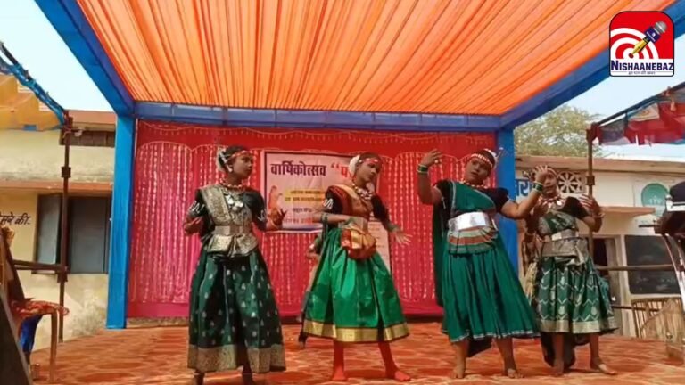 School Annual Function 2026 : खरोरा: संयुक्त वार्षिकोत्सव में गूंजी छत्तीसगढ़ी लोक संस्कृति की धमक; स्कूली बच्चों की प्रतिभा देख मंत्रमुग्ध हुए दर्शक