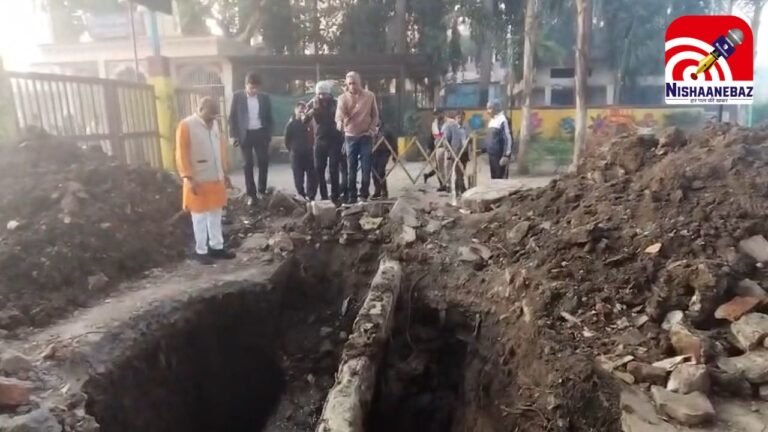 Bhagirathpura Health Survey : भागीरथपुरा में डायरिया के खिलाफ ‘वार’ शुरू : 200 टीमें घर-घर जाकर कर रहीं सर्वे; सीएचएमओ बोले— ‘हालात नियंत्रण में, गूगल मैपिंग से तैयार होगा डेटा’