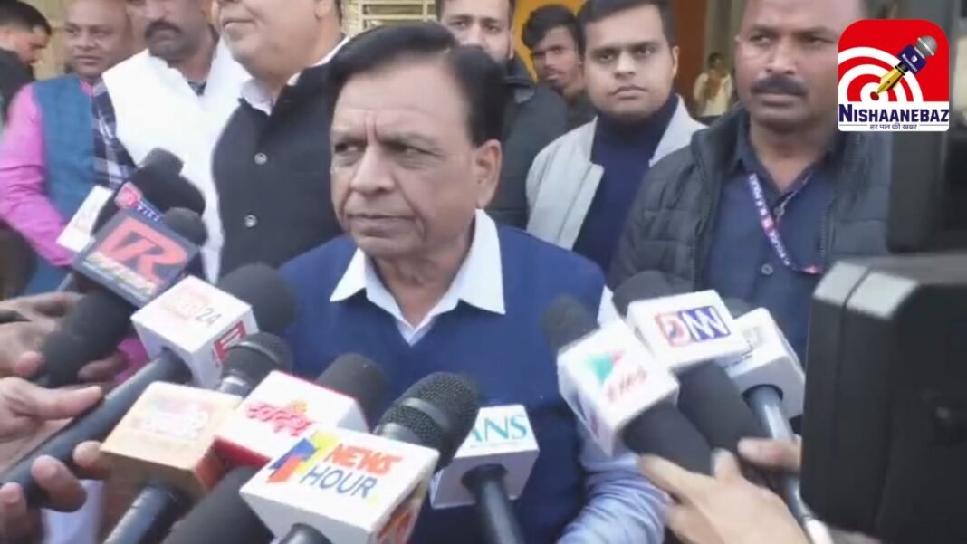 Jagdish Devda Press Statement : डिप्टी सीएम देवड़ा का दिग्विजय पर तीखा तंज : ‘दिग्विजय कहीं भी घूमें, हमें बताकर नहीं जाते’; इंदौर त्रासदी पर बोले— दोषियों पर होगी कड़ी कार्रवाई