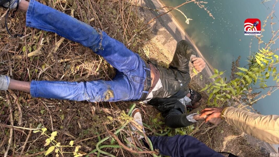 Bina-Simariya Road Tragedy : रीवा में दर्दनाक हादसा: अंधेरे में राह भटके और बाइक समेत नहर में गिरे तीन युवक; दो की डूबने से मौत, एक को सुरक्षित निकाला गया