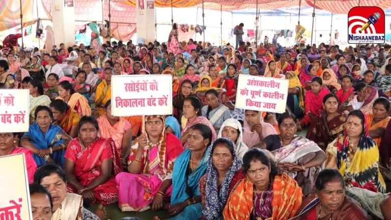 Chhattisgarh Cooks Protest News : एक महीने से अनिश्चितकालीन हड़ताल: अव्यवस्थाओं ने ली दुलारी और रुक्मणी की जान, एक की हालत नाजुक