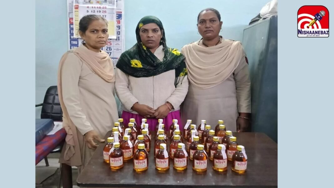 Raipur Police Commissionerate : रायपुर वेस्ट जोन: पुलिस की पैदल पेट्रोलिंग से अपराधियों में खौफ; अवैध शराब बेचते महिला गिरफ्तार