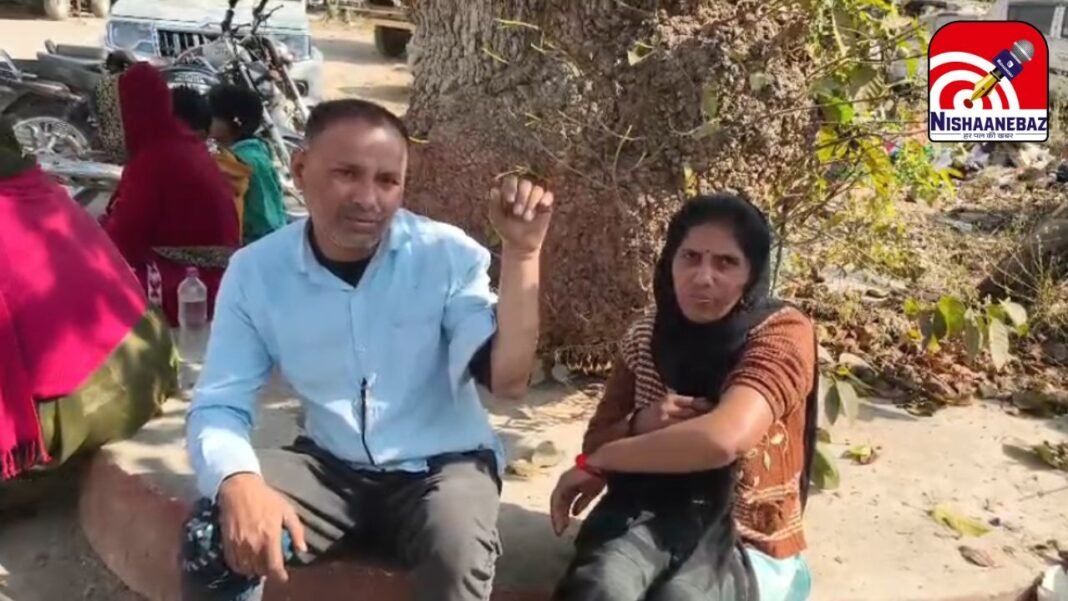 Viral Video Rewa : रीवा में पड़ोसी का ‘लाठीराज’ : प्लॉट की सफाई में उड़ी धूल, तो पति-पत्नी को बीच सड़क पर बेरहमी से पीटा
