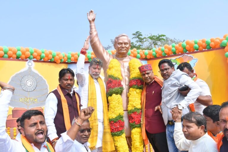 Sukma Infrastructure Development : सुकमा में विकास की नई उड़ान: प्रभारी मंत्री केदार कश्यप ने दी ₹4.50 करोड़ के 43 कार्यों की सौगात; सुकमा और कोंटा में बदला बुनियादी ढांचा