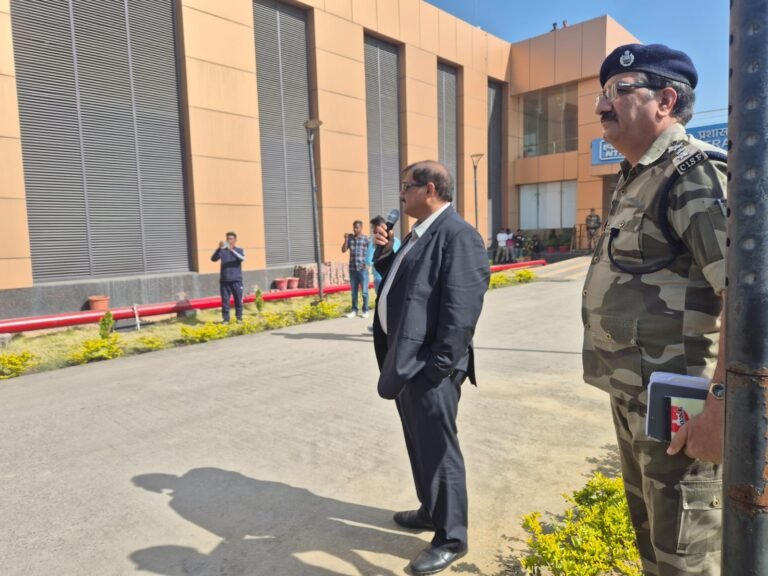 NTPC Talaipalli CISF Mock Dril : एनटीपीसी तलईपल्ली में CISF की हुंकार : सुरक्षा के लिए किया ‘एंटी-रायट’ मॉक ड्रिल; दंगाइयों और भीड़ पर काबू पाने का दिखाया दम
