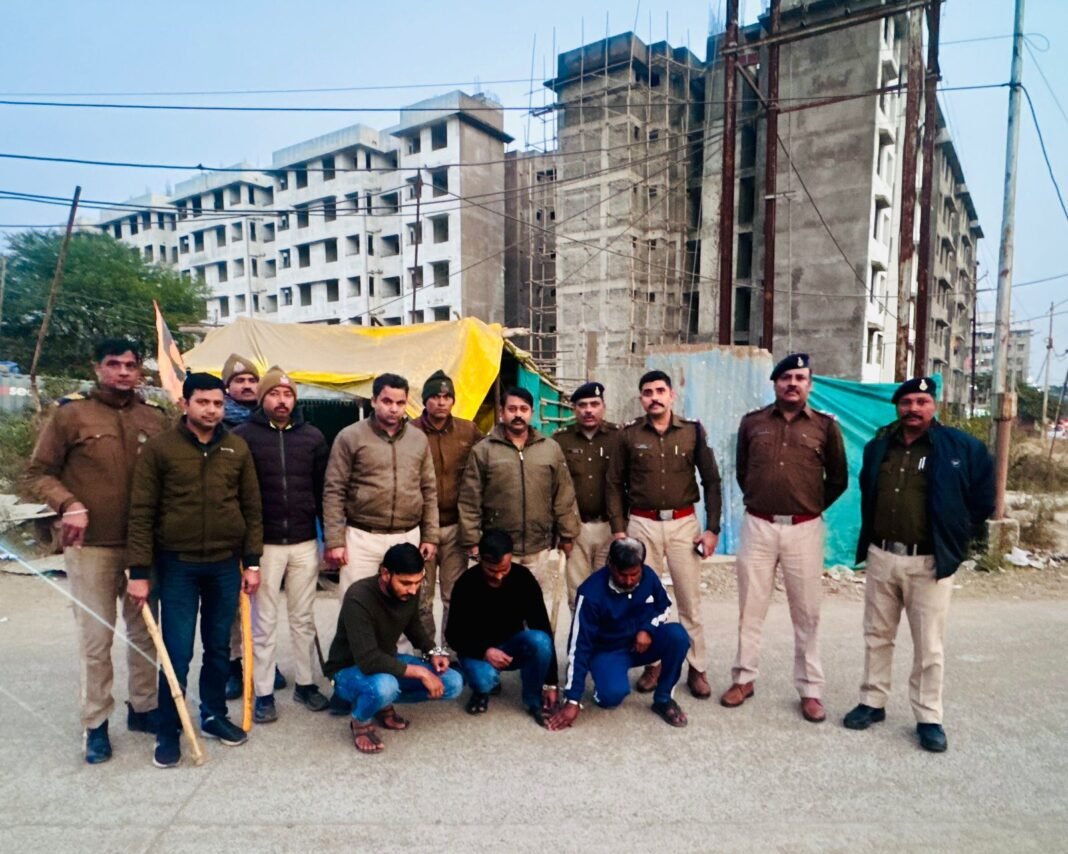 Kolar Gangwar News : भोपाल में गैंगवार पर ‘खाकी’ का प्रहार: कोलार में बैरागी गैंग के तीन गुर्गों का निकाला जुलूस; अवैध शराब विवाद में हुआ था खूनी संघर्ष