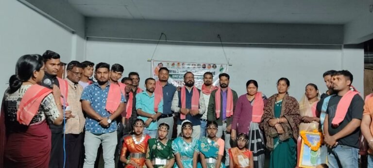 Chhattisgarhia Kranti Sena : धरसीवां में छत्तीसगढ़िया क्रांति सेना का शक्ति प्रदर्शन : मौहागांव के दर्जनों युवाओं ने थामी संगठन की कमान
