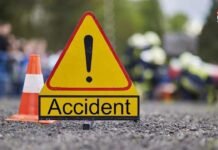 Mumbai Accident: मुंबई कोस्टल रोड पर तेज रफ्तार BMW का कहर! 5 लोगों को मारी टक्कर, 3 की गई जान
