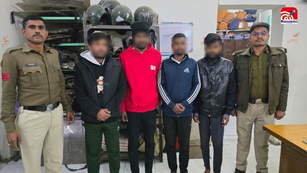 M.P Crime : फ्री में मिठाई न देने पर चाकूबाजी, इंदौर में चार आरोपी गिरफ्तार