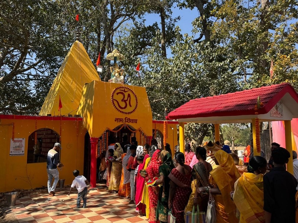 CG NEWS : महाशिवरात्रि पर फतेहपुर शिव मंदिर में आज शाम 5 बजे भव्य रुद्राभिषेक व महाआरती