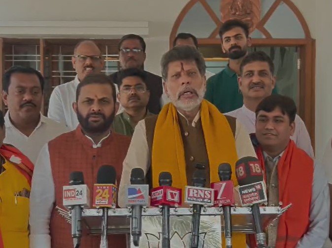 CG NEWS: एआई समिट में अर्धनग्न प्रदर्शन कांग्रेस की भारत को अपमानित करने की एक सोची-समझी साजिश : किरण देव