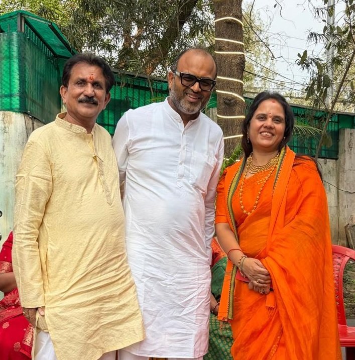 CG NEWS : रायपुर महापौर निवास पर हुआ विधिवत रुद्राभिषेक, नितिन गौरीशंकर अग्रवाल ने की उत्तम स्वास्थ्य व समृद्धि की कामना