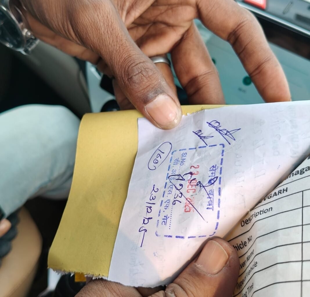 Singrauli News: शाहपुर ऐश डैम बना अवैध वसूली का गढ़, राखड़ ढोने वाले चालकों से वसूला जा रहा “सुविधा शुल्क”, प्रबंधन बेख़बर