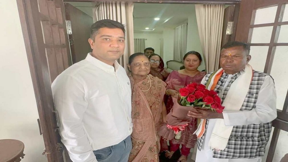 CG Politics : भूपेश बघेल से मिले कवासी लखमा, सिंहदेव और चरणदास महंत से भी की सौजन्य भेंट, जानिए क्या बात हुई