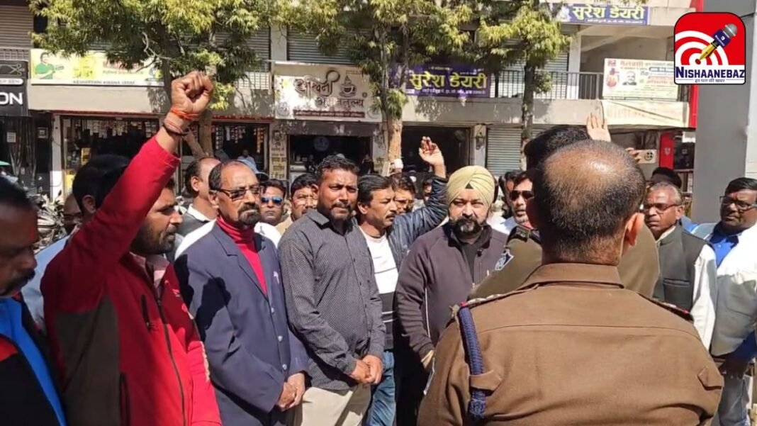 Mauganj MLA Pradeep Patel Missing News : भाजपा विधायक की रहस्यमयी गुमशुदगी! रीवा IG ऑफिस पहुंचे कांग्रेसी, बोले- ‘जब विधायक ही गायब तो जनता का क्या होगा?’