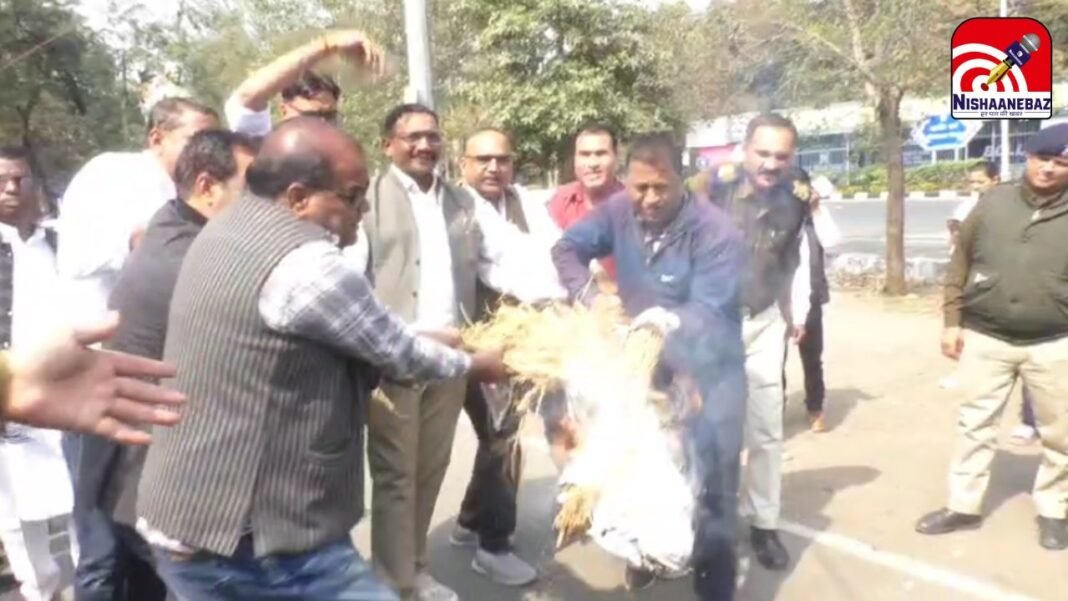 Congress Protest Bhopal Karan Singh Verma : लाड़ली बहनों को ‘धमकी’ देने का मामला: भोपाल में मंत्री करण सिंह वर्मा के खिलाफ कांग्रेस का बड़ा प्रदर्शन