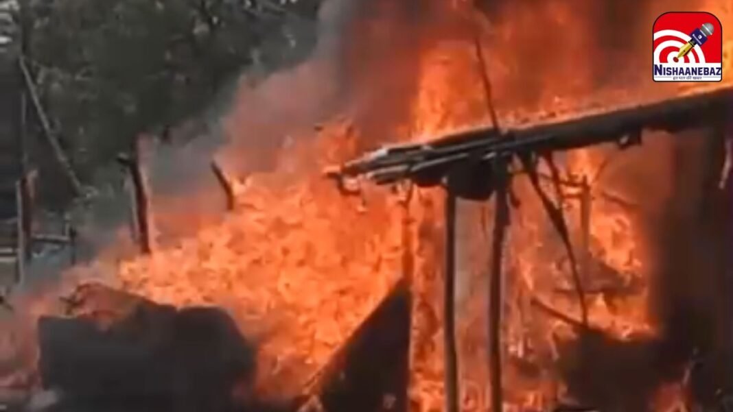 Kasturba Gram Fire Accident : इंदौर ब्रेकिंग: कस्तूरबा ग्राम में झोपड़ियों के ऊपर से गुजरी बिजली लाइन में शॉर्ट सर्किट, मची तबाही