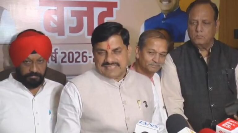 CM Mohan Yadav Statement Bhopa : मुख्यमंत्री डॉ. मोहन यादव ने कांग्रेस को घेरा; राहुल गांधी को ‘आत्मचिंतन’ की सलाह, किसानों के लिए बोनस और भावांतर का एलान
