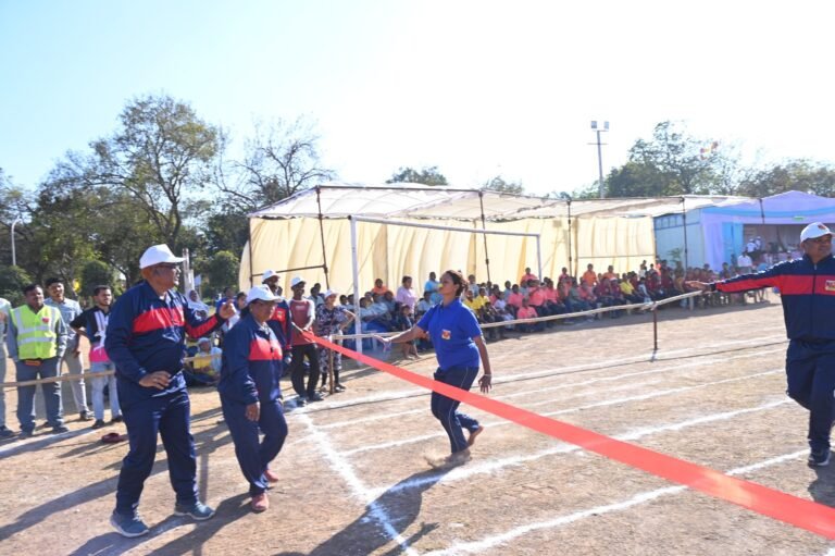 UltraTech CSR News Baikhunt : तिल्दा नेवरा: ग्रामीण महिलाओं के लिए ‘मिलन संगी तिहार’ का भव्य आयोजन; खेलों के जरिए दिखी सशक्तिकरण की झलक