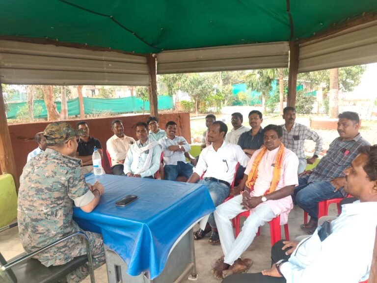 Makdi Peace Committee Meeting : माकड़ी में होली पर सुरक्षा का पहरा: शांति समिति की बैठक में भाईचारे के साथ त्योहार मनाने की अपील