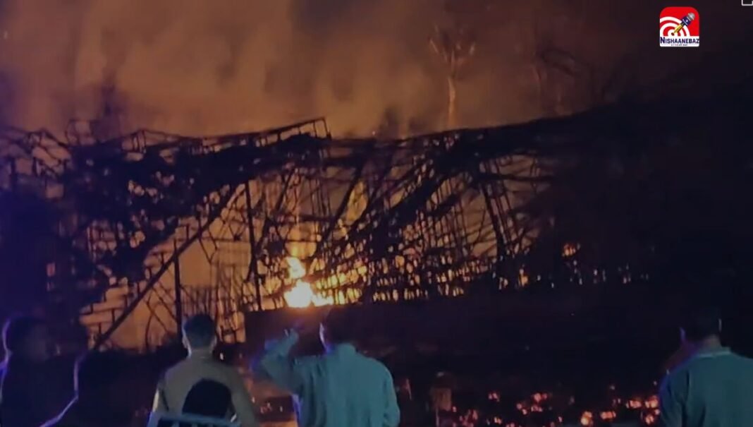 भोपाल : बैरागढ़ स्थित होटल में भीषण आग, शादी समारोह में मची अफरा-तफरी, मेहमानों में दहशत का माहौल