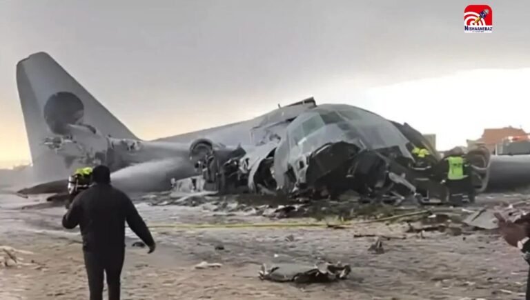 Bolivia Plane Crash : बोलीविया- पैसों से भरा प्लेन क्रैश…15 की दर्दनाक मौत, हादसे बाद लोगों में मची पैसों की लूट