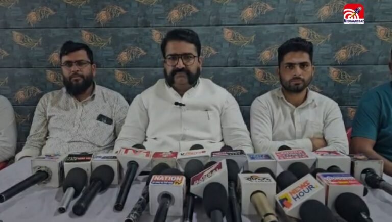 रीवा : RTO चेकपोस्ट पर अवैध वसूली का आरोप, पूर्व प्रत्याशी कमांडो अरुण गौतम ने खोला मोर्चा