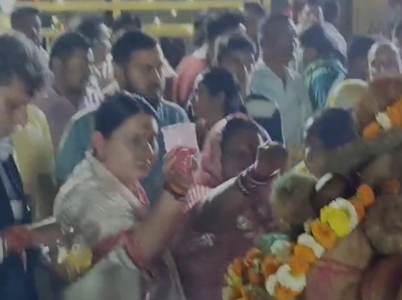 CG NEWS : जगदलपुर में शताब्दियों पुरानी जोड़ा होलिका दहन परंपरा निभाई गई, Kiran Dev ने दी होलिकोत्सव की शुभकामनाएं