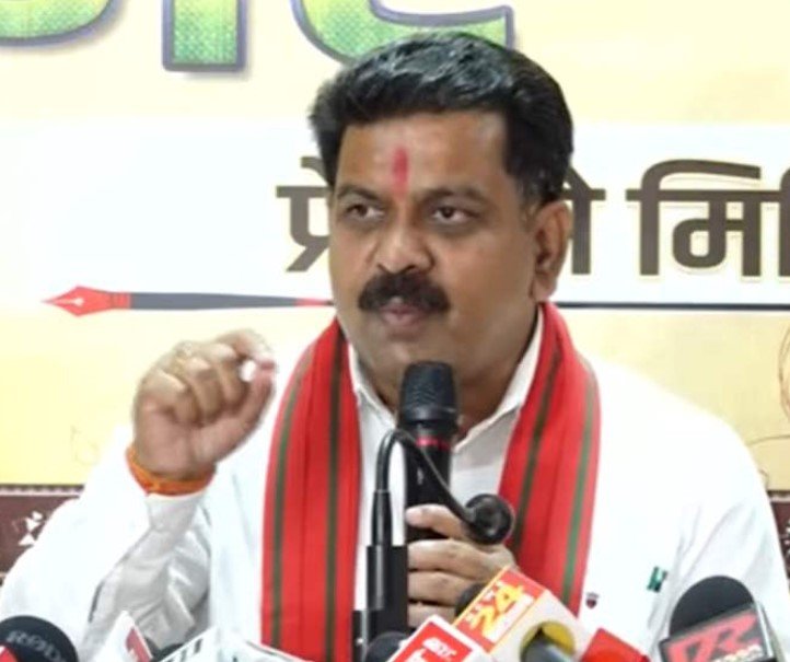 CG NEWS : नक्सलवाद पर विजय शर्मा का बड़ा दावा: 2 साल में खत्म हुई 50 साल पुरानी समस्या