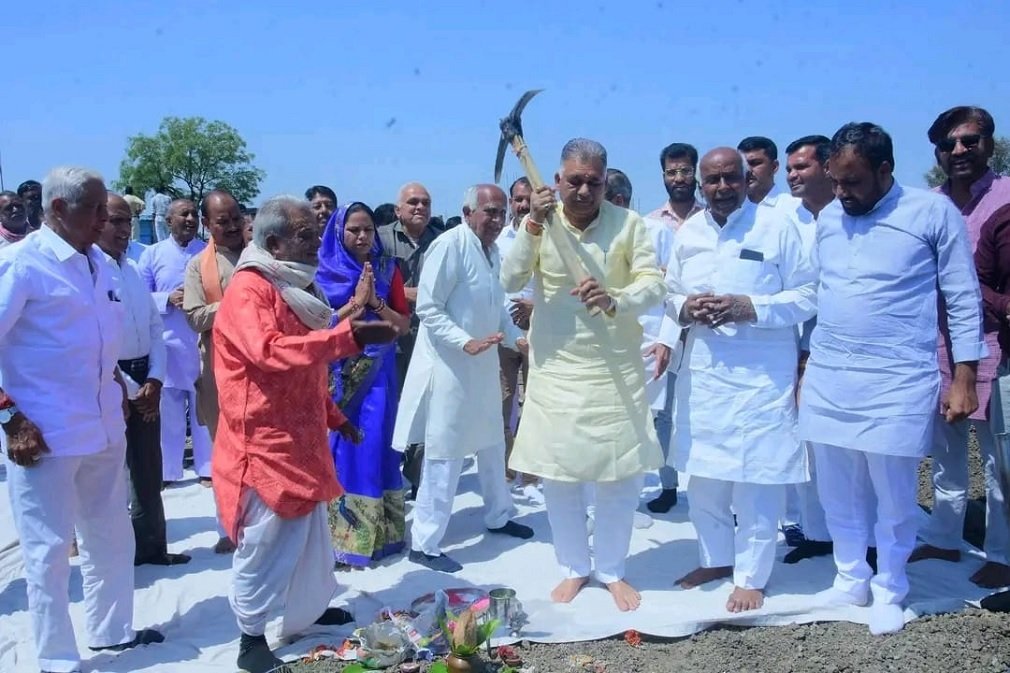 Shajapur News: अकोदिया में नवीन धर्मशाला का भव्य भूमिपूजन: मंत्री इंदर सिंह परमार ने दी विकास कार्यों की सौगात