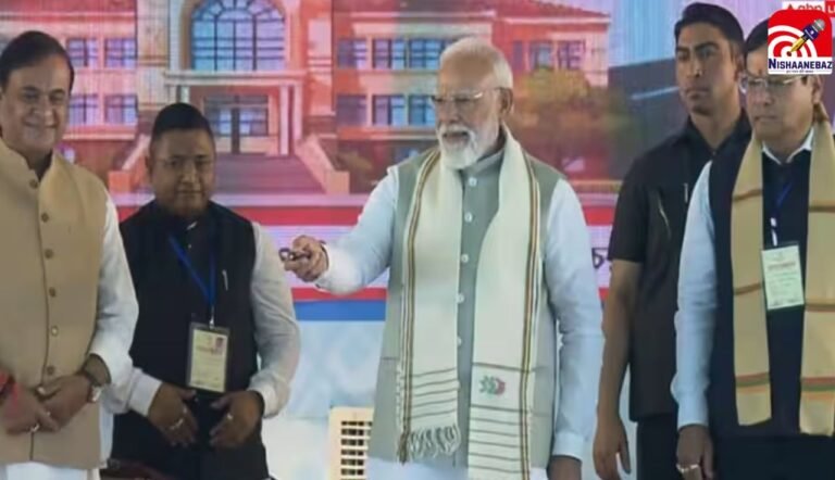 असम दौरे पर PM मोदी का कांग्रेस पर हमला, बोले- हार का शतक पूरा करने वाली है पार्टी, LPG किल्लत पर रख रहे नजर