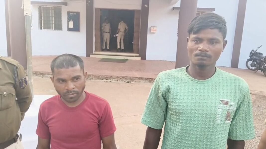 Dalli Rajhara Police Arrest : नाबालिग युवती से सामूहिक दुष्कर्म और ब्लैकमेलिंग; डेम घुमाने ले गया था दोस्त, वीडियो बनाकर साथियों ने भी किया कुकृत्य