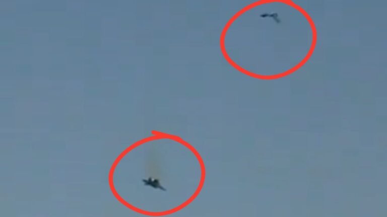 US Fighter Jet Crash Kuwait : रोंगटे खड़े कर देने वाला वीडियो: कुवैत के रेगिस्तान में गिरता दिखा अमेरिकी F-15 स्ट्राइक ईगल, ईरान ने किया वीडियो जारी