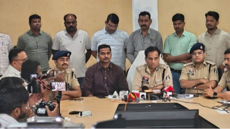 Interstate Ganja Smuggling Odisha : रायपुर पुलिस का ‘ऑपरेशन क्लीन’: 50 जांबाज, 48 घंटे और 9 राज्यों का ड्रग नेटवर्क ध्वस्त; ओडिशा से 9 बड़े तस्कर गिरफ्तार