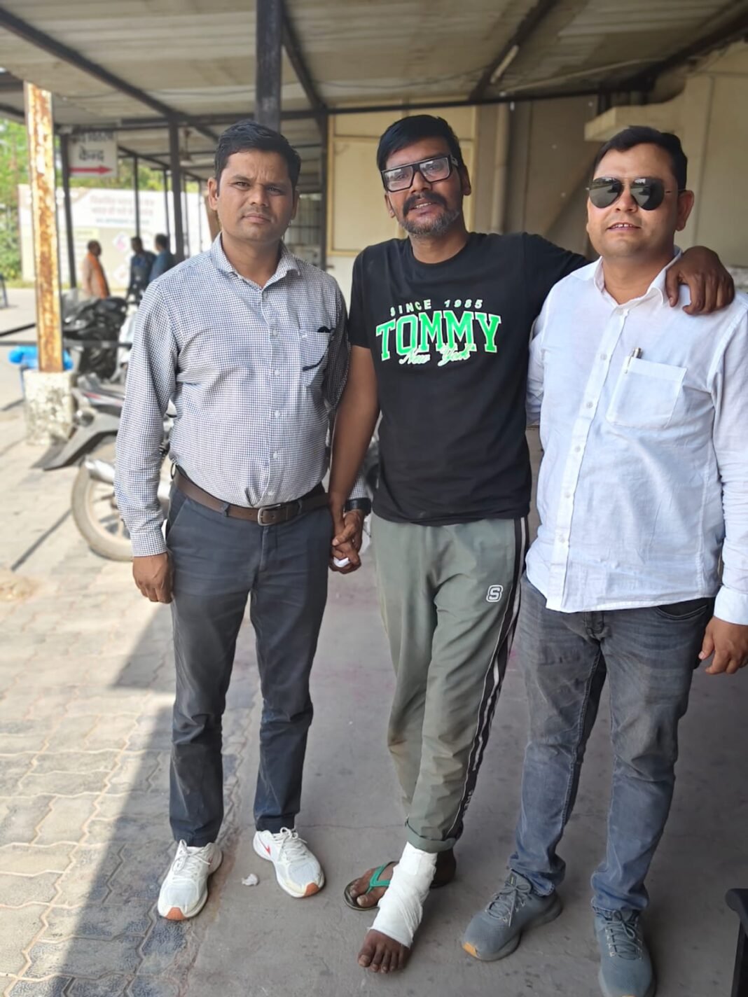 Kinnar Kand Accused Arrested : इंदौर: चर्चित ‘किन्नर कांड’ के फरार आरोपी अक्षय कुमार को पुलिस ने दबोचा, जंगल में छिपकर काट रहा था फरारी