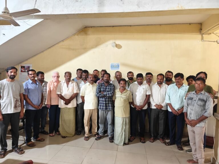 Konta Gambling Arrest : सुकमा पुलिस का बड़ा एक्शन: कोंटा के लॉज में चल रहा था ‘इंटरस्टेट’ जुआ; 22 गिरफ्तार, ₹11.5 लाख का माल जब्त