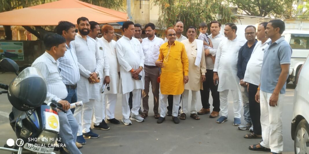 Sabalgarh Municipal Council Controversy : सबलगढ़ नगर पालिका में ‘लोकतंत्र’ बनाम ‘लचर सिस्टम’: 18 में से 17 पार्षदों ने खोया अध्यक्ष पर भरोसा, 3 माह बाद भी कुर्सी पर जमे सोनेराम धाकड़